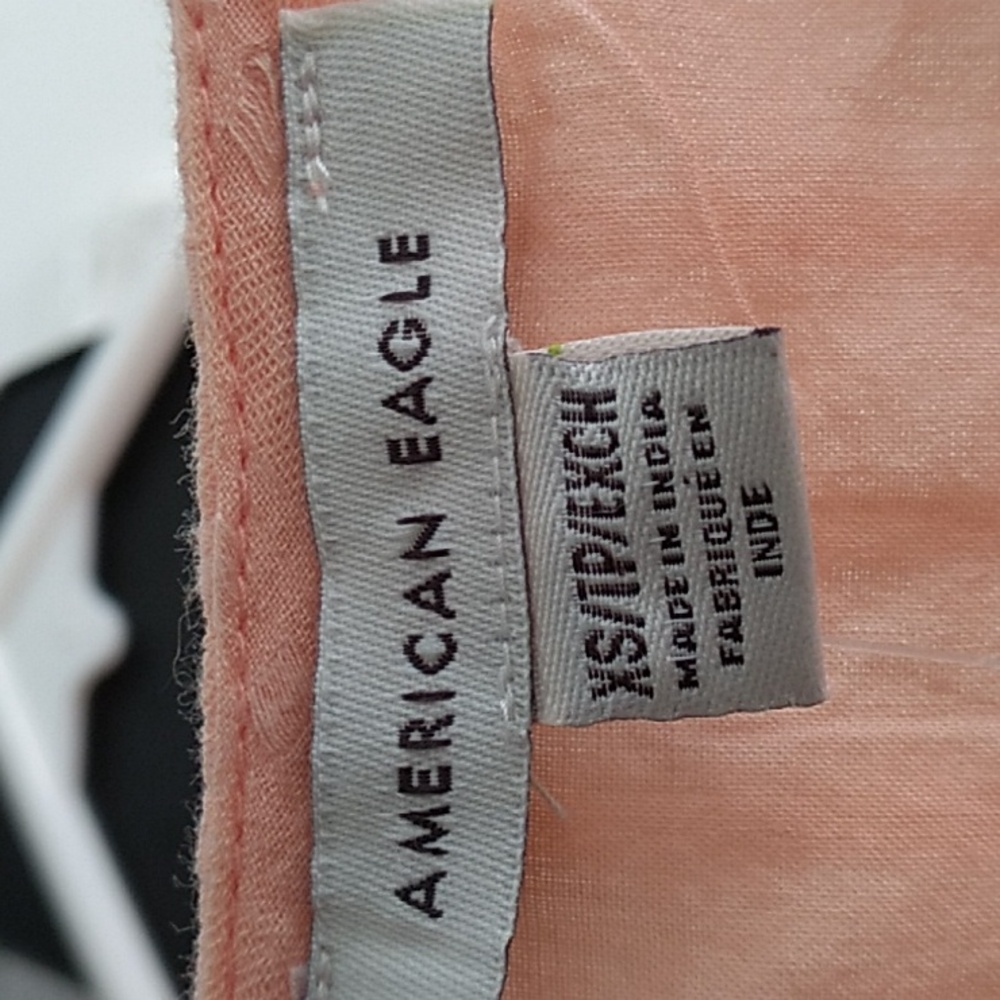 HOST PICK American Eagle Top 100 % Cotton XS - Picture 5 of 16